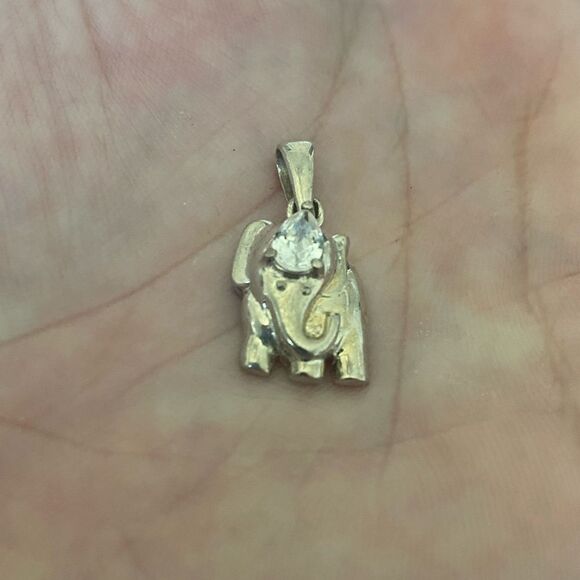 Unique Sterling Silver & CZ Elephant Pendant - Picture 2 of 5